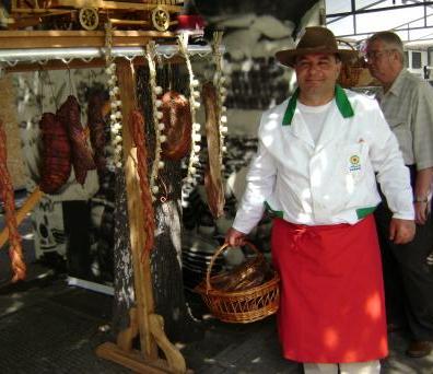Ioan Taran Baciu din Fundu Moldovei, Bucovina, la Targul Taranului Roman 2008