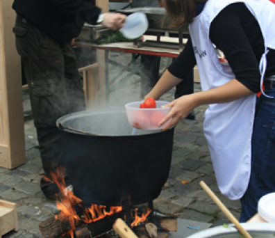 Lectia de gatit peste, Zile dobrogene, Targul Taranului Roman 2008