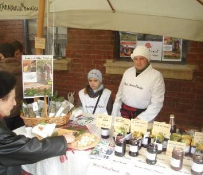 Slow Food Brusturoasa Palanca la Targul Taranului 2009