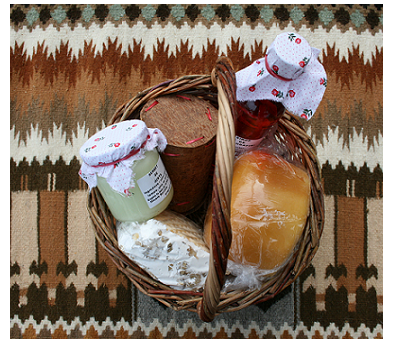Cos cu produse traditionale